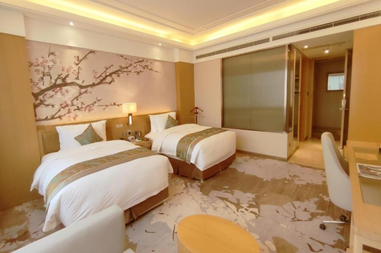 Howard Johnson Xiangyu Plaza Linyi Linyi  Buitenkant foto