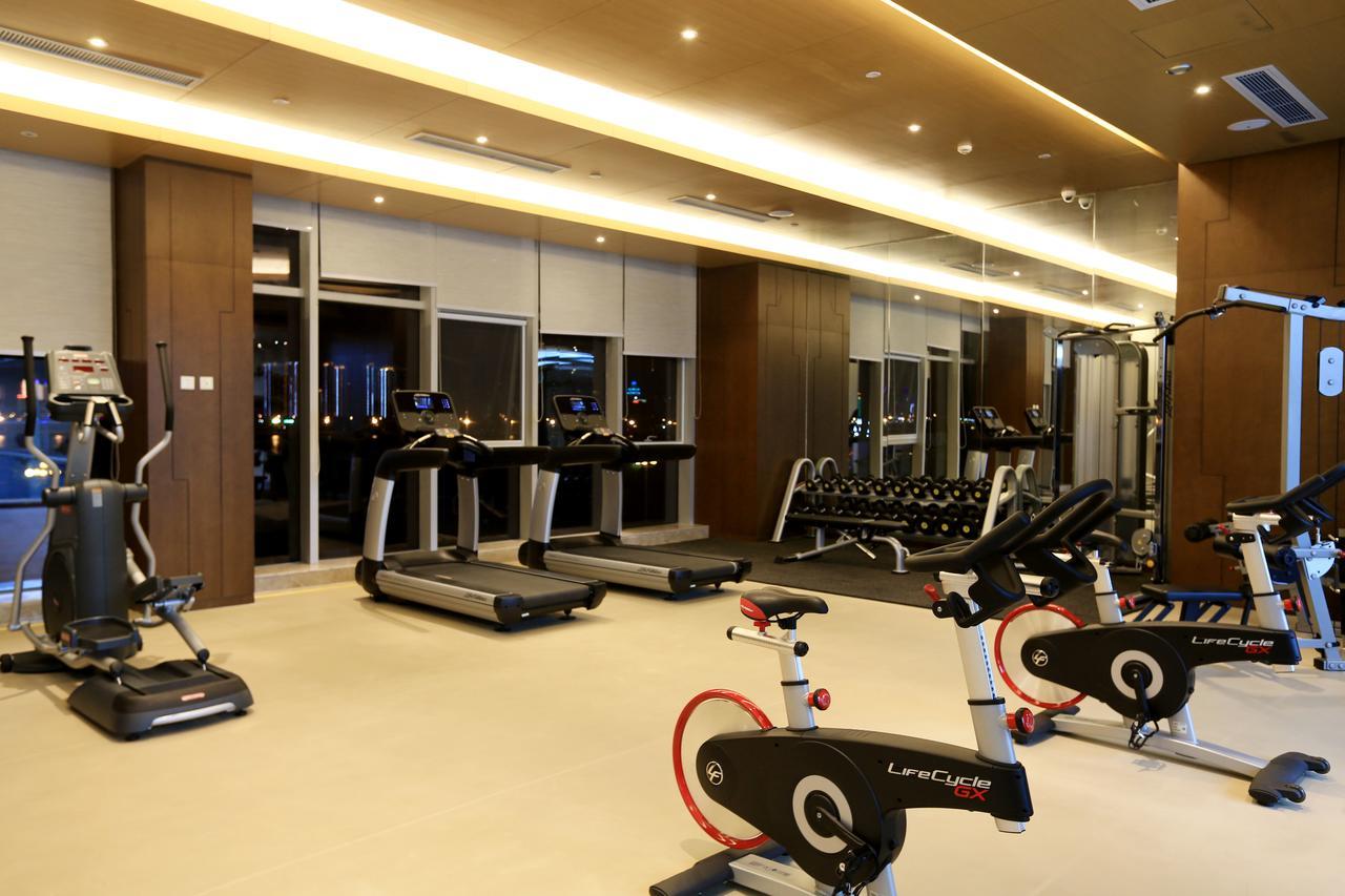 Howard Johnson Xiangyu Plaza Linyi Linyi  Buitenkant foto