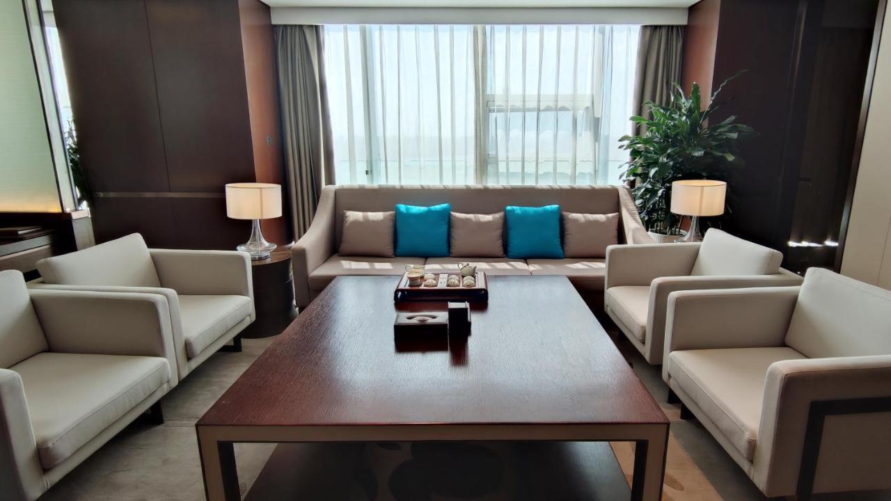 Howard Johnson Xiangyu Plaza Linyi Linyi  Buitenkant foto